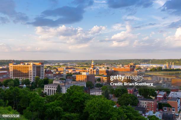 dubuque - dubuque fotografías e imágenes de stock