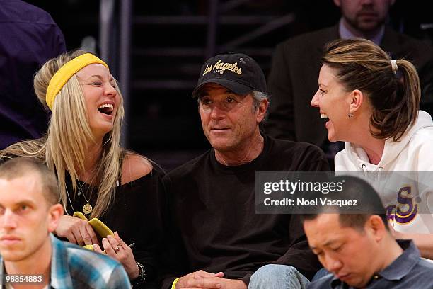 Kaley Cuoco attends a game between the Utah Jazz and the Los Angeles Lakers at Staples Center on May 4, 2010 in Los Angeles, California.