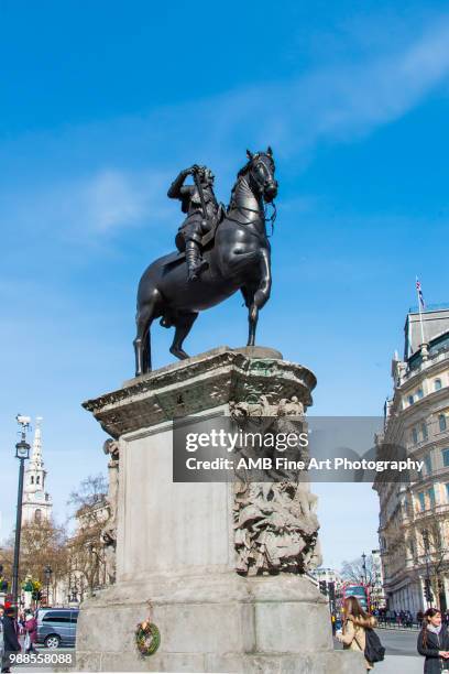 king charles i statue in london - fine art statue ストックフォトと画像