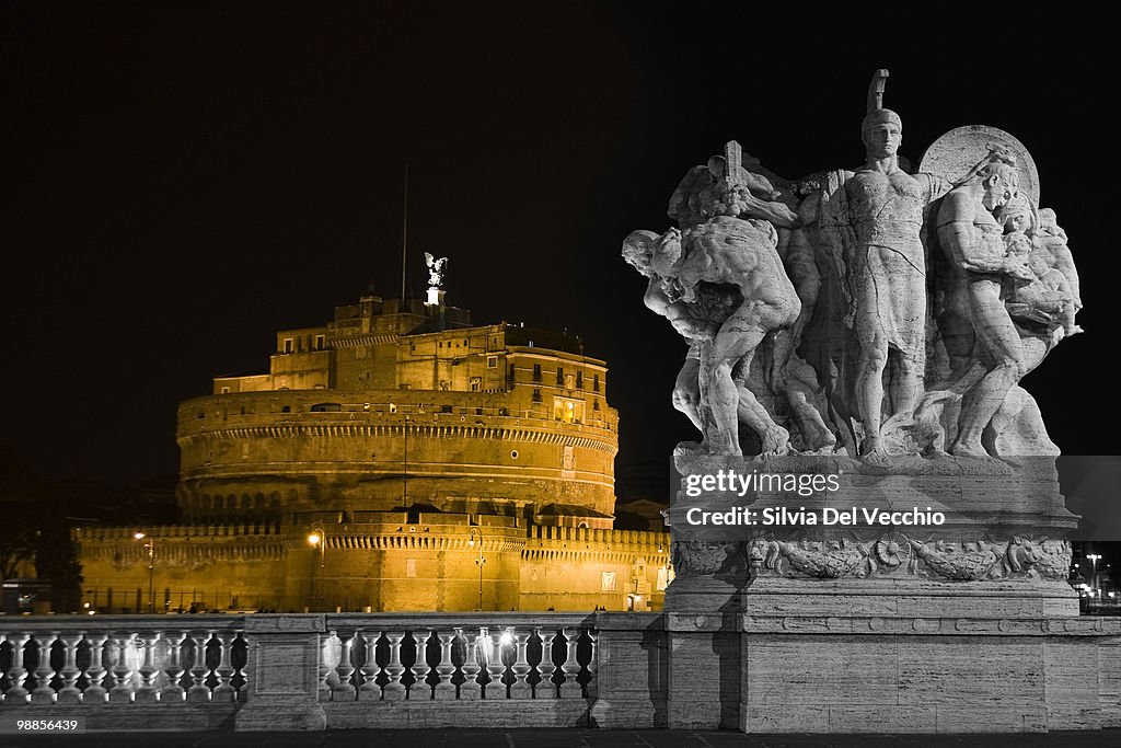 Saint Angel castle and Vittorio Emanuele II bridge