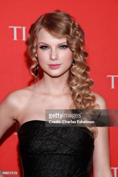 Country singer Taylor Swift attends the 2010 TIME 100 Gala at the Time Warner Center on May 4, 2010 in New York City.