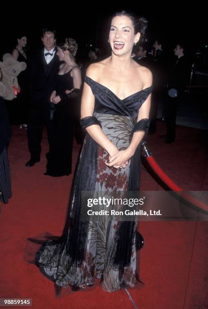 Actress Sandra Bullock attends teh 25th Annual People's Choice Awards on January 10, 1999 at Pasadena Civic Auditorium in Pasadena, California.