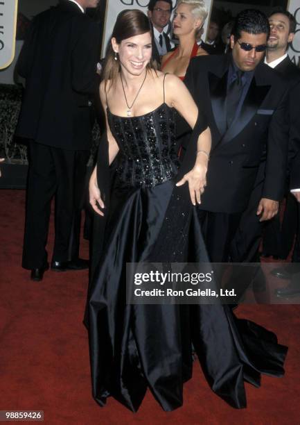 Actress Sandra Bullock attends the 58th Annual Golden Globe Awards on January 21, 2001 at Beverly Hilton Hotel in Beverly Hills, California.