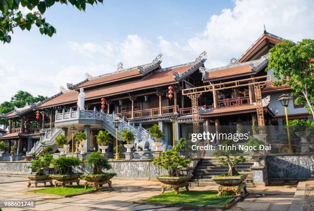 tu sac khai doan pagoda daklak, vietnam - sac stock pictures, royalty-free photos & images