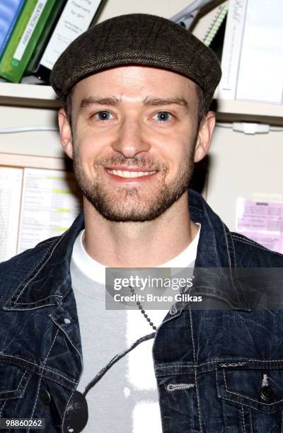 Justin Timberlake poses backstage at the hit broadway musical "Memphis" on Broadway at The Shubert Theater on May 4, 2010 in New York City.