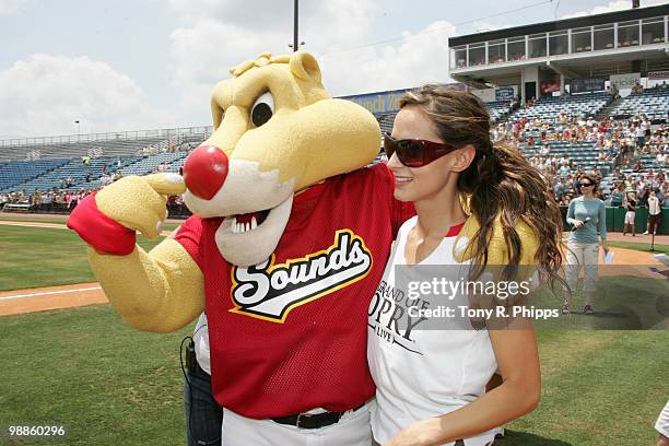 Ozzie and Chely Wright