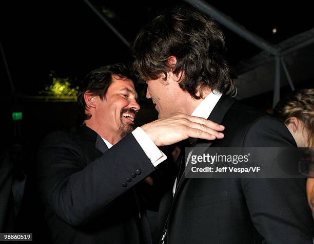 Actors Josh Brolin and Michael Summers attend the 2009 Vanity Fair Oscar party hosted by Graydon Carter at the Sunset Tower Hotel on February 22,...