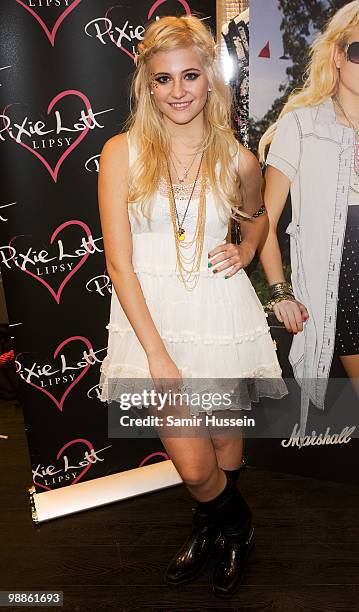 Pixie Lott attends a photocall to launch her 'Pixie Loves Lipsy' fashion collection at Lipsy, Bluewater Shopping Centre on April 28, 2010 in...