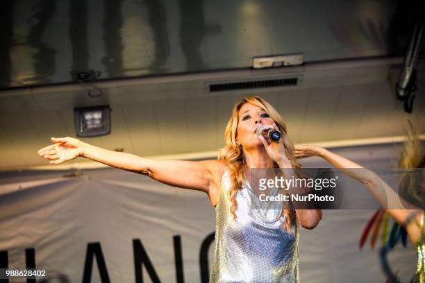 The italian pop singer Jo Squillo in a special concert during Milano Pride 2018. Two hundred thousand people walking on the street of Milan for gay,...