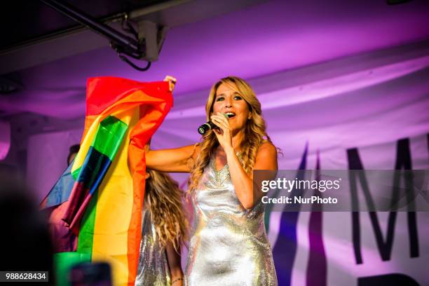 The italian pop singer Jo Squillo in a special concert during Milano Pride 2018. Two hundred thousand people walking on the street of Milan for gay,...