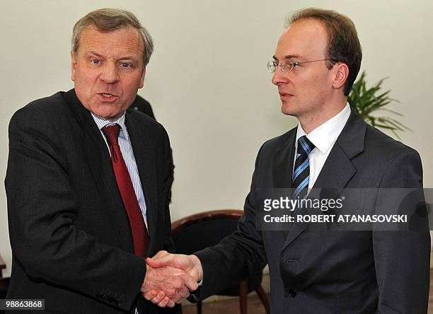 Macedonian Foreign Minister Antonio Milososki welcomes NATO Secretary-General Jaap de Hoop Scheffer in Skopje on April 21, 2008. Scheffer urged...