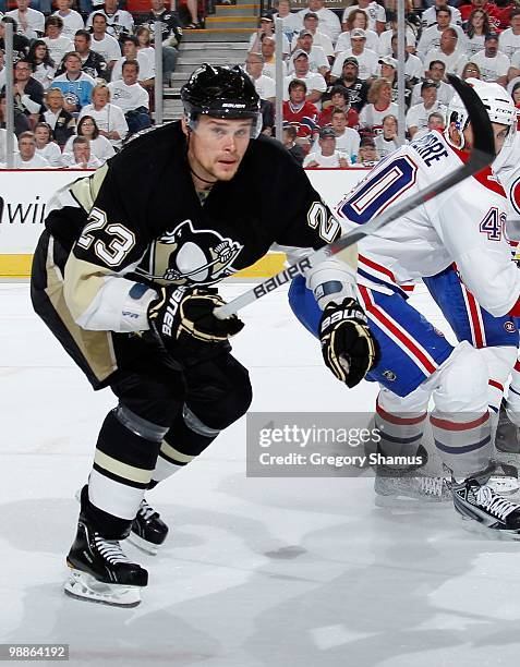 Alexei Ponikarovsky of the Pittsburgh Penguins skates against the Montreal Canadiens in Game Two of the Eastern Conference Semifinals during the 2010...