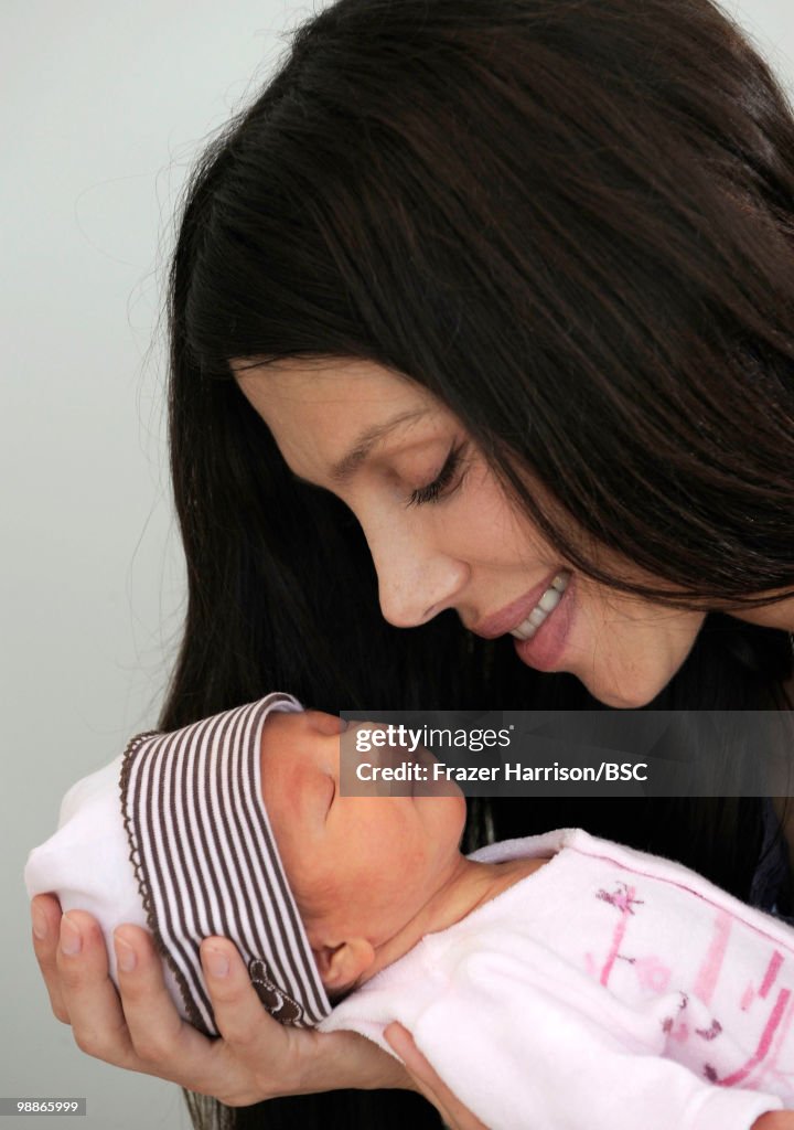 Oksana Grigorieva And Baby Lucia Photo Shoot
