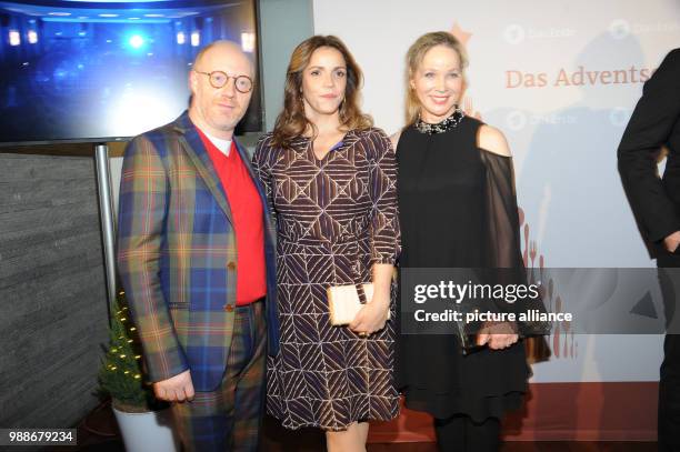 The actors Simon Schwarz , Rebecca Immanuel and Ann-Kathrin Kramer are guests at the traditional Advent meal of the ARD at the Bayerischer Hof in...