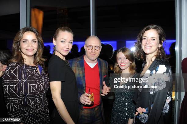 The actors Rebecca Immanuel , Lisa Maria Potthoff, Simon Schwarz, Karoline Schuch and Anja Knauer celebrate at the traditional Advent meal of the ARD...