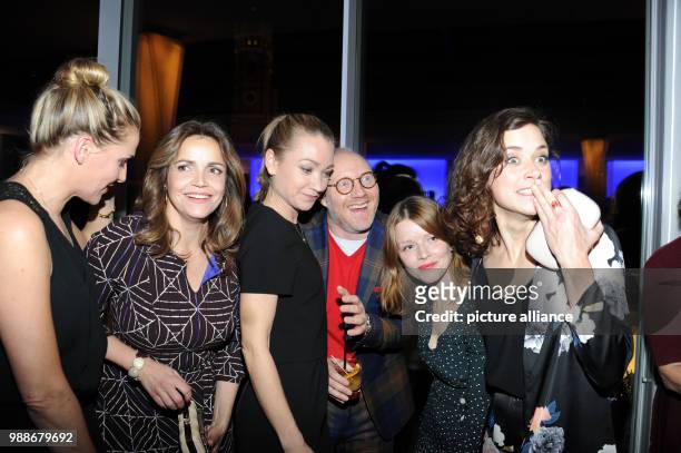 The actors Tanja Wedhorn , Rebecca Immanuel, Lisa Maria Potthoff, Simon Schwarz, Karoline Schuch and Anja Knauer celebrate at the traditional Advent...
