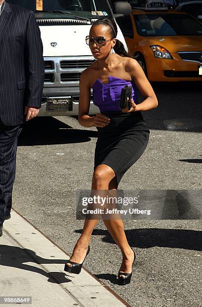 Actress Kerry Washington visits "Late Show With David Letterman" at the Ed Sullivan Theater on May 5, 2010 in New York City.