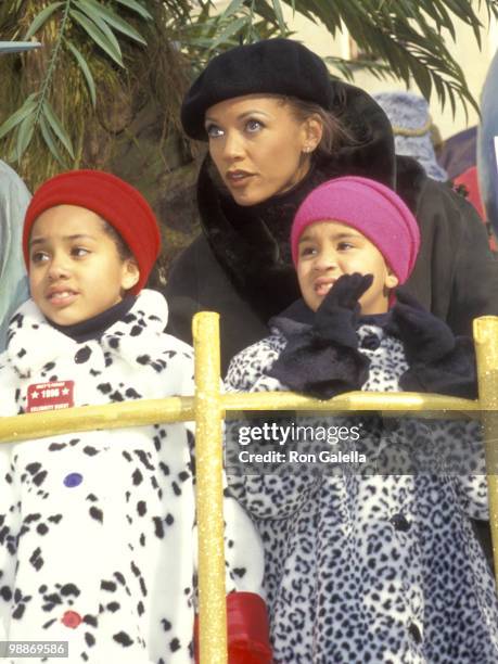 Vanessa L. Williams and daughters Melanie Hervey and Jillian Hervey