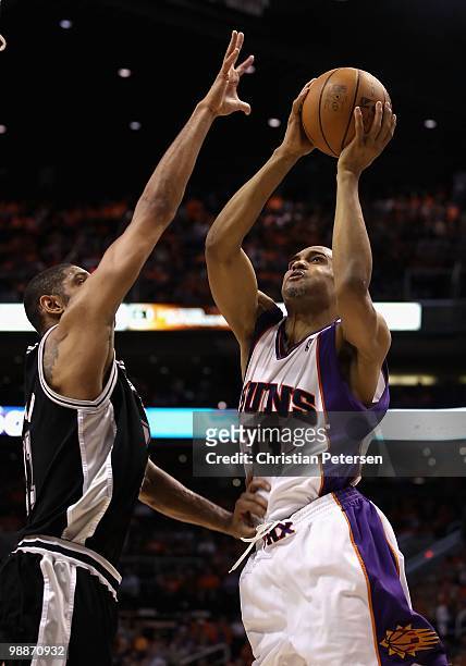 Grant Hill of the Phoenix Suns puts up a shot during Game One of the Western Conference Semifinals of the 2010 NBA Playoffs against the San Antonio...