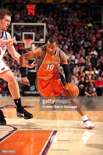 Leandro Barbosa of the Phoenix Suns drives the ball downcourt against the New York Knicks during the game at U.S. Airways Center on March 26, 2010 in...