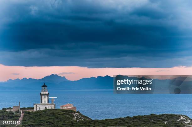 phare de pertusato - phare stock-fotos und bilder