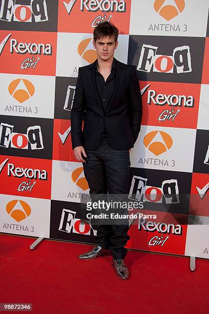 Actor Oscar Siniela attends the "Fisica o quimica" fifth season photocall at Capitol cinema on May 5, 2010 in Madrid, Spain.