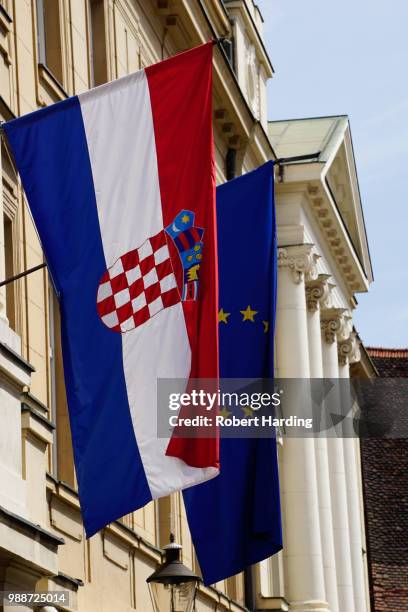 government quarter, upper town, zagreb, croatia, europe - kroatische cultuur stockfoto's en -beelden