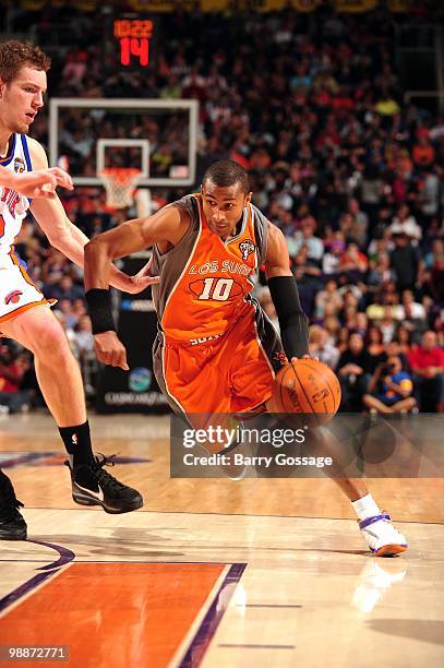 Leandro Barbosa of the Phoenix Suns drives the ball downcourt against the New York Knicks during the game at U.S. Airways Center on March 26, 2010 in...