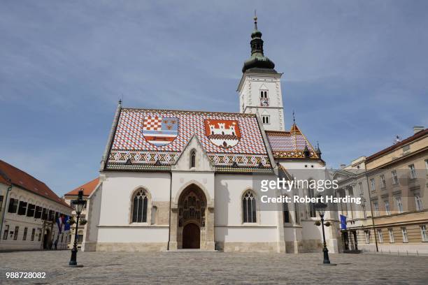 st. mark's church on the market square, government quarter, upper town, zagreb, croatia, europe - croatian culture stock pictures, royalty-free photos & images