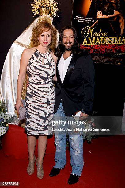 Spanish actress Mar Regueras and Rafael Amargo attend 'Madre Amadisima' premiere at Paz cinema on May 5, 2010 in Madrid, Spain.