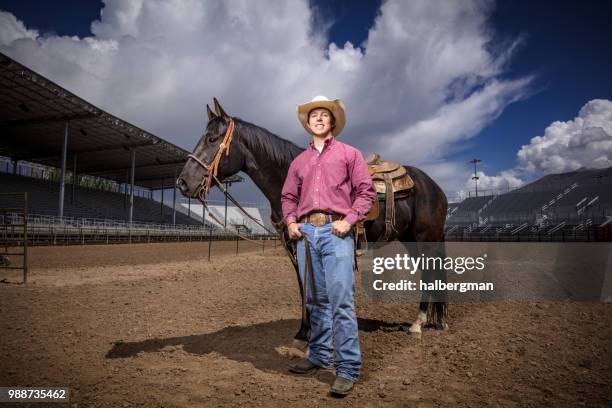 Dramatic Lighting Rodeo 400 Horse Dramatic Lighting Stock Photos, High-Res Pictures, and Images ...