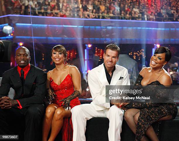 Episode 1006 - This week on "Dancing with the Stars," the competition heated up as the remaining couples took on a new challenge with the Samba or...