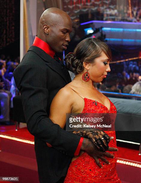 Episode 1006 - This week on "Dancing with the Stars," the competition heated up as the remaining couples took on a new challenge with the Samba or...