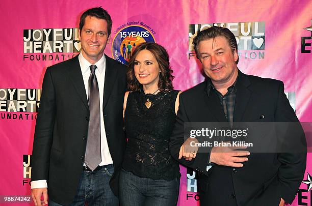 Peter Hermann, Mariska Hargitay, and Alec Baldwin attend the 2010 Joyful Heart Foundation Gala at Skylight SOHO on May 5, 2010 in New York City.