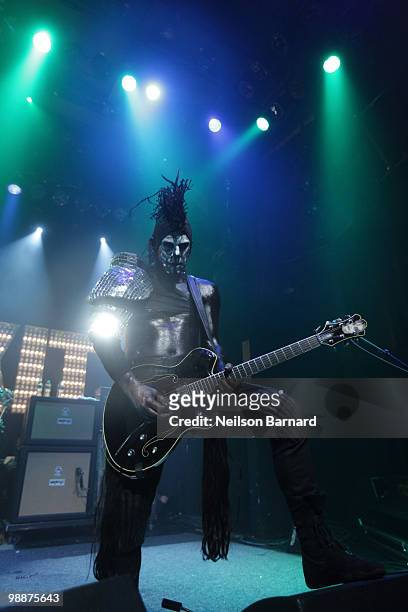 Wes Borland of Limp Bizkit performs on stage at Gramercy Theatre on May 5, 2010 in New York City.