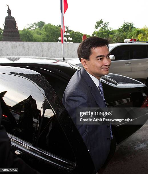 Thai Prime Minister Abhisit Vejjajiva arrives at Parliament on May 6, 2010 in Bangkok, Thailand. Prime Minister Abhisit Vejjajiva vows to dissolve...