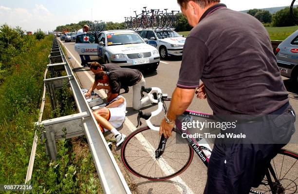 Tour Of Germany 2003, Hondo Danilo, Crash, Chute, Val, Injury, Blessure, Gewond, Stage 3 : Coburg - Ansbach, Deutschland Tour, Tour D'Allemagne,...