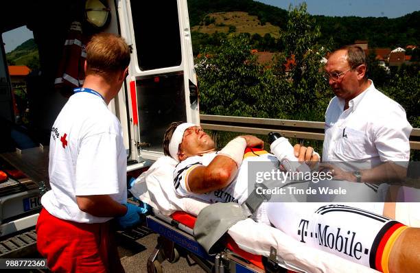 Tour Of Germany 2003, Hondo Danilo, Crash, Chute, Val, Injury, Blessure, Gewond, Godefrood Walter, Stage 3 : Coburg - Ansbach, Deutschland Tour, Tour...