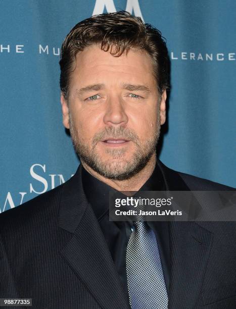 Actor Russell Crowe attends the Simon Wiesenthal Center's 2010 Humanitarian Award ceremony at the Beverly Wilshire hotel on May 5, 2010 in Beverly...