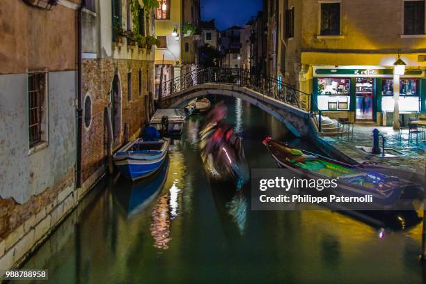 venise, nocturne 2 - venise stock pictures, royalty-free photos & images