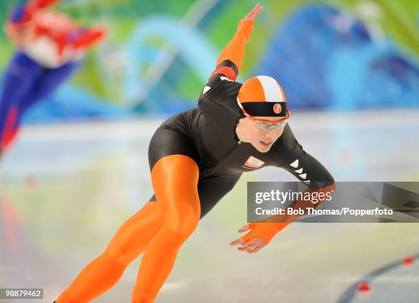 Laurine van Riessen of Holland competing in the women's speed skating 1000m final on day 7 of the Vancouver 2010 Winter Olympics at Richmond Olympic...