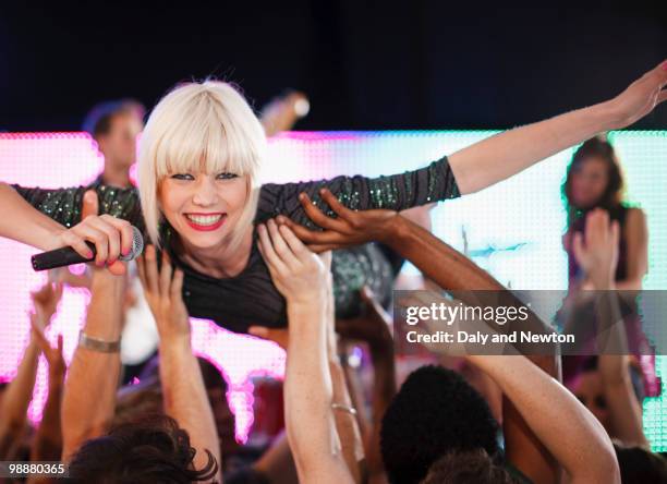 Surf Singer Singer Crowd Surfing Photos and Premium High Res Pictures - Getty Images