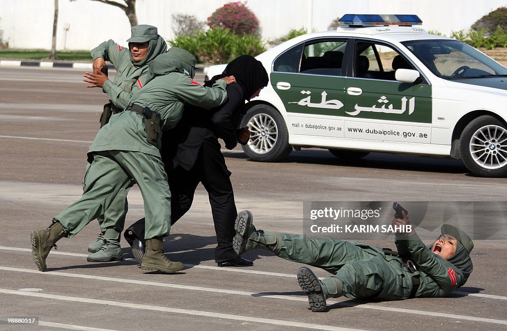 Dubai counter-terrorism policewomen show
