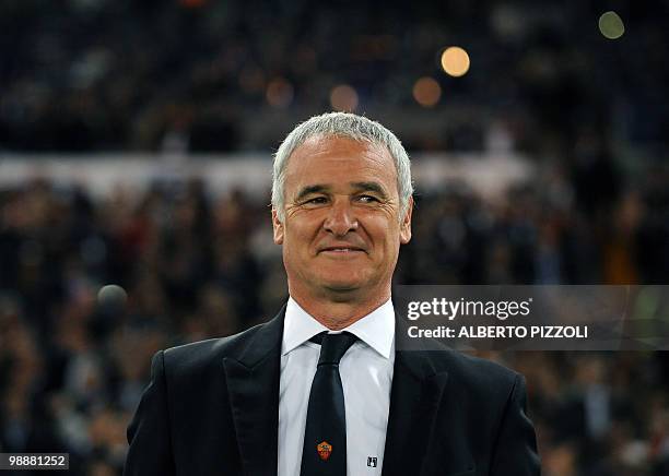 Roma's coach Claudio Ranieri racts during the Coppa Italia final opposing his team and Inter Milan on May 5, 2010 at Olimpico stadium in Rome. AFP...