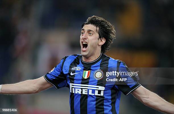 Inter Milan's Argentinian forward Alberto Milito Diego celebrates after scoring against AS Roma during the Coppa Italia final on May 5, 2010 at...