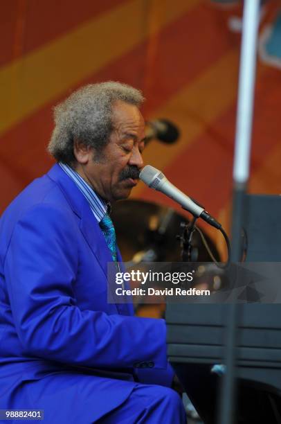 Allen Tousaint performs on day six of New Orleans Jazz & Heritage Festival on May 1, 2010 in New Orleans, Louisiana.