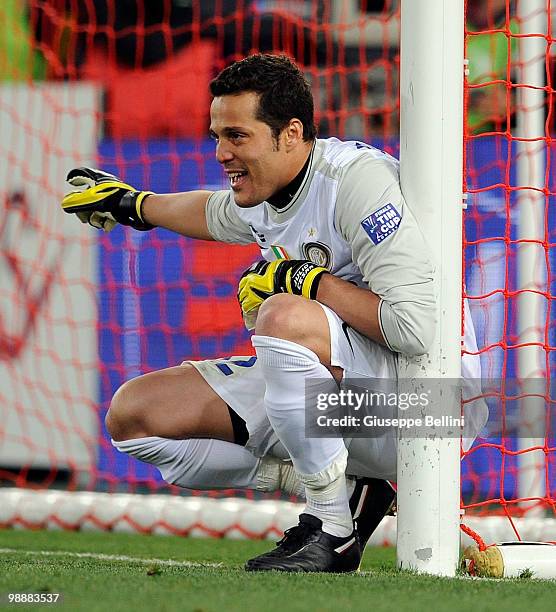 Julio Cesar of Inter in action during the match the Tim Cup between FC Internazionale Milano and AS Roma at Stadio Olimpico on May 5, 2010 in Rome,...