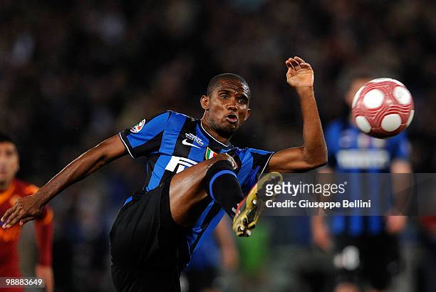 Samuel Eto'o of Inter in action during the match the Tim Cup between FC Internazionale Milano and AS Roma at Stadio Olimpico on May 5, 2010 in Rome,...