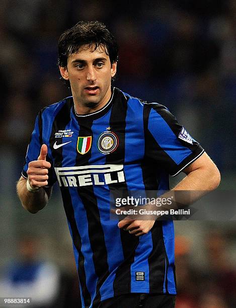 Diego Milito of Inter in action during the match the Tim Cup between FC Internazionale Milano and AS Roma at Stadio Olimpico on May 5, 2010 in Rome,...