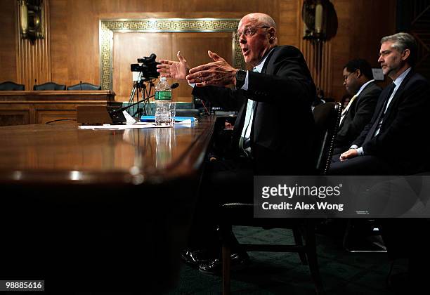 Former U.S. Treasury Secretary Henry Paulson testifies during a hearing before the Financial Crisis Inquiry Commission May 6, 2010 on Capitol Hill in...